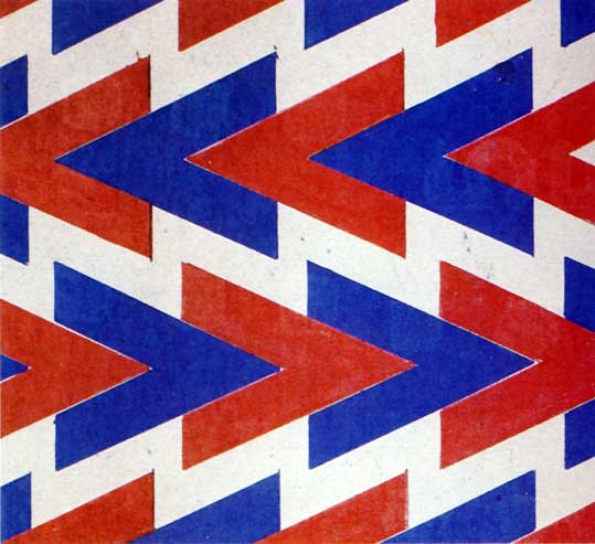 Motif géométrique en zigzag constitué de flèches rouges et bleues sur un fond clair.