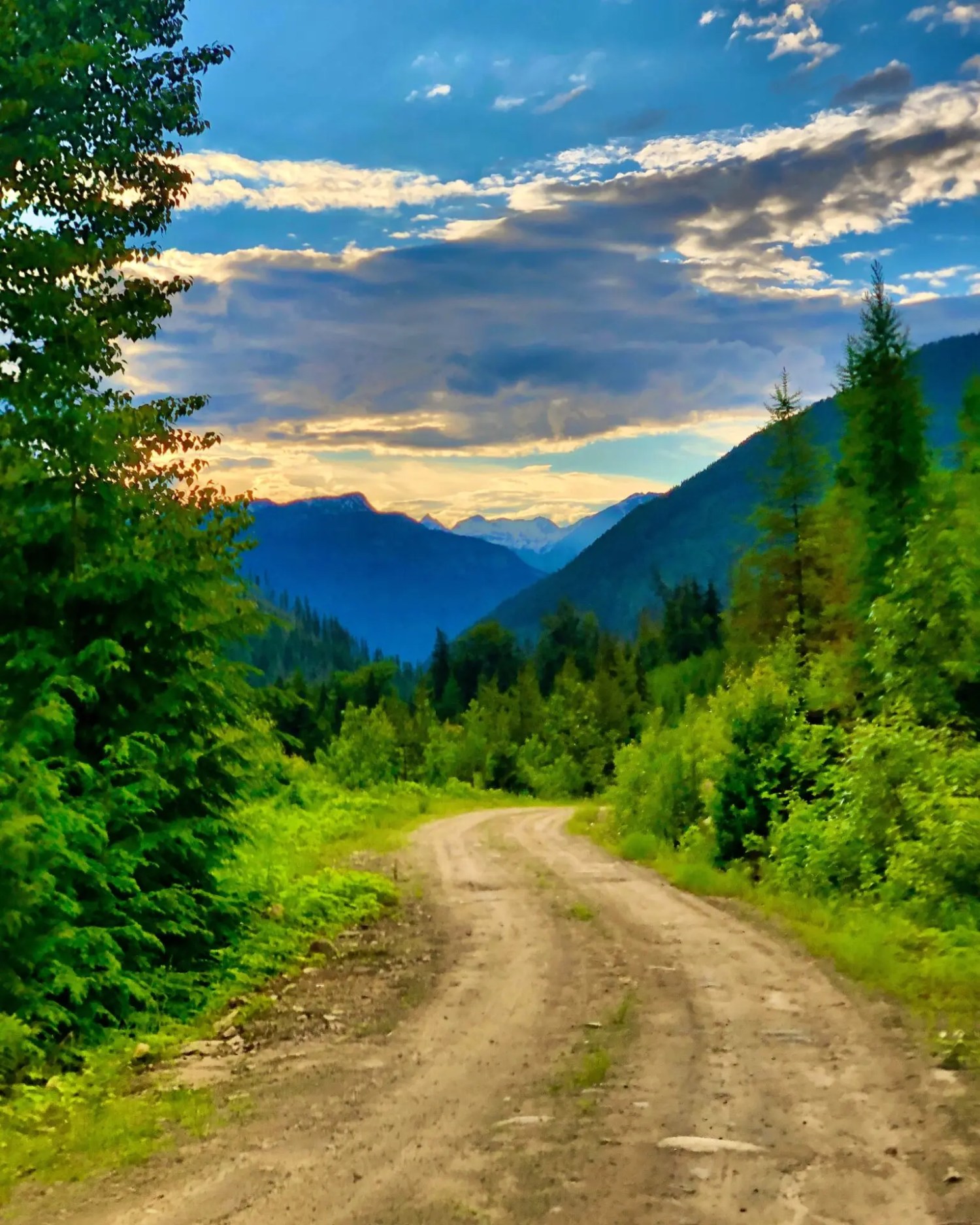kootenay gravel cycling routes