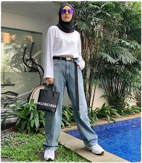 Gratis Unduh Gambar Ayo Ikuti 6 Gaya Paduan Hijab Dengan Jeans Ini Biar Makin Modis Terkeren oleh www.lampunghits.com