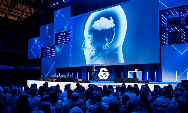 Europalco logra un escenario tecnológico y futurista para el encuentro Caixa Fora da Caixa