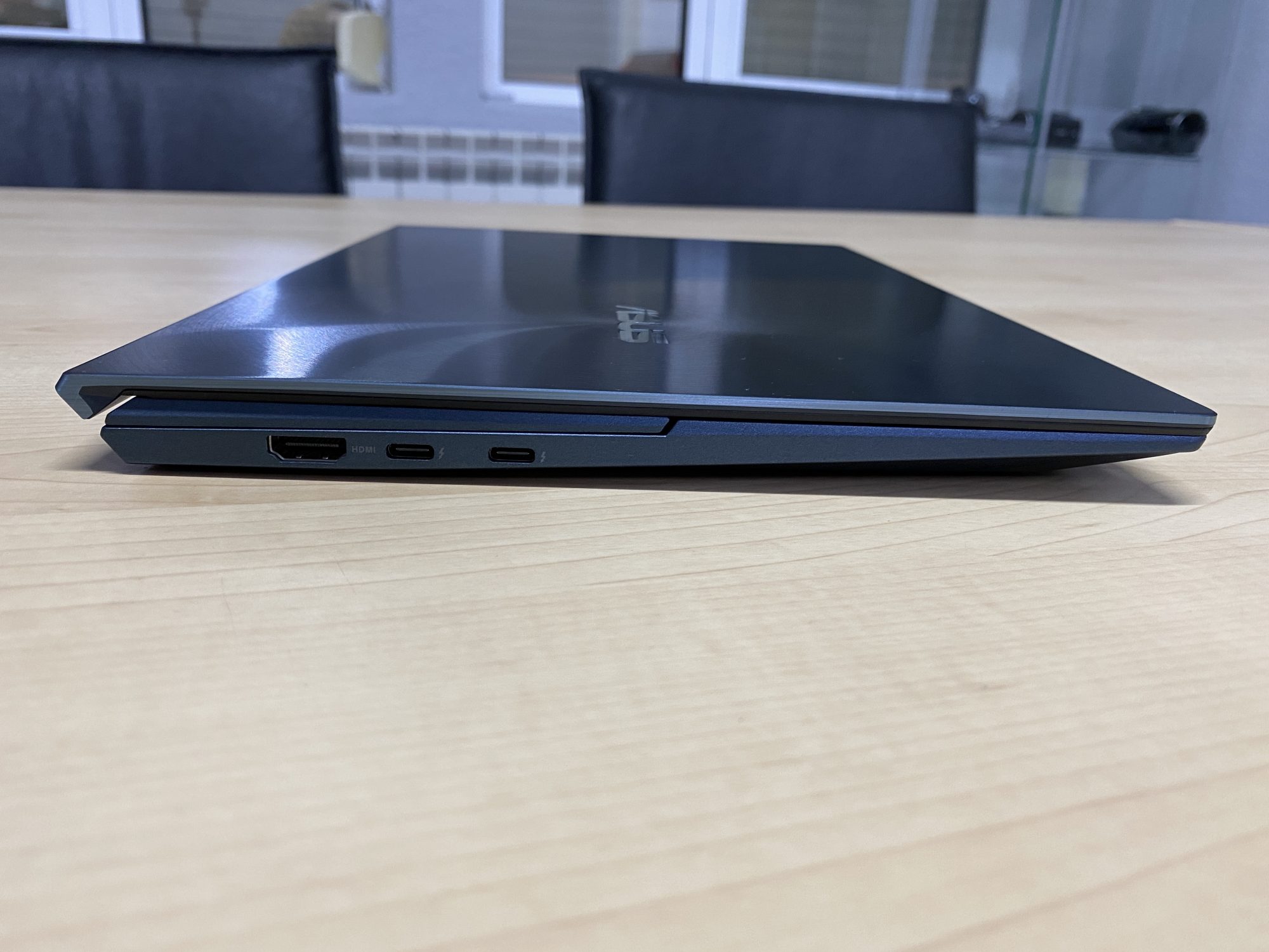 UX482 (1)