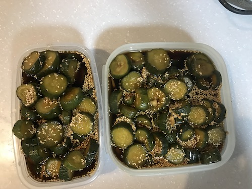 巨大きゅうり大量消費ボリボリキュウリ