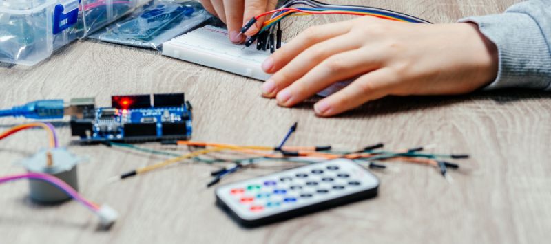 How Is Arduino Different From Other Microcontroller Platforms - 4K Colorful Patterns for Desktop