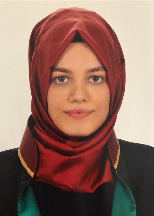 Lawyer Esra Uymaz Saral