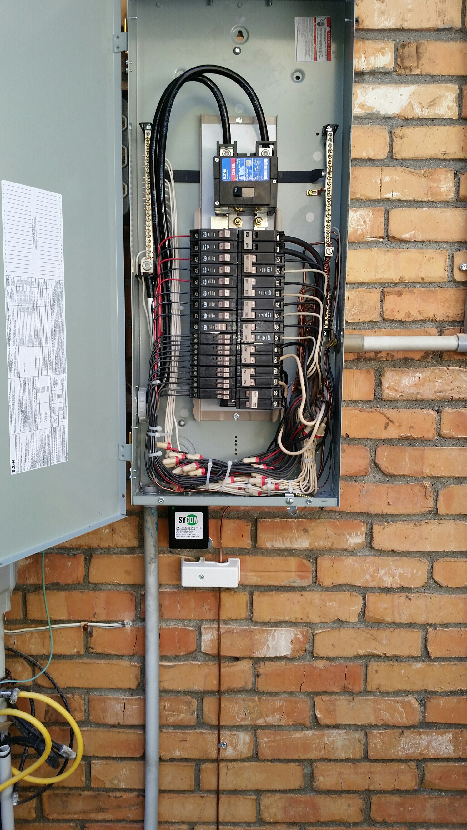 New 200 Amp panel installation by A. Sandoval Arrow Electric before and