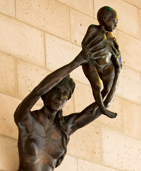 Alejandro de la Loza, "El Niño Perdido" (sculpture)