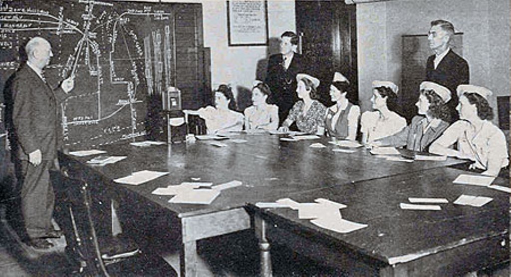 Motormanette (female streetcar operator) training during World War II, photographed 1943