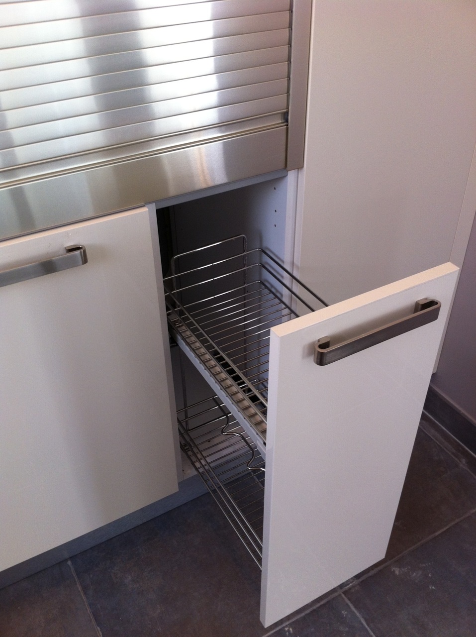 Pose d'une cuisine "Cusine Lube" / ART'34 / Artisan Montpellier