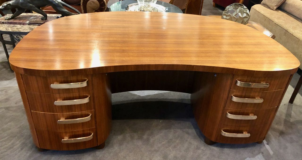 25.10.2021 · the average cost to install kitchen cabinets is about $6,450 (12 arctic white kitchen cabinets and molding, installed). Professional Art Deco Mid Century Desk by Stow and Davis