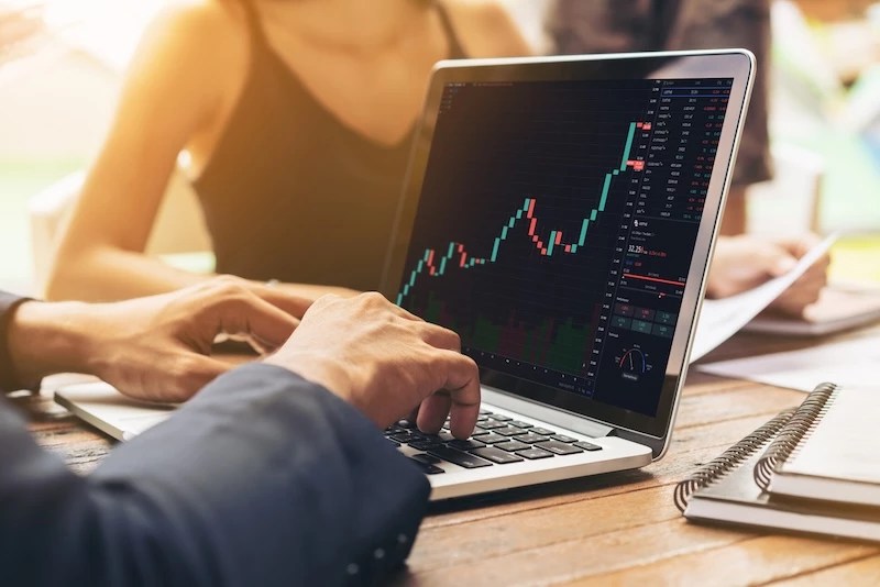 ADE Group финансовые инструменты