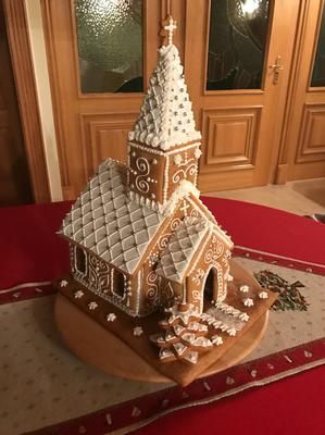 45+ Gingerbread House Ideas for Christmas 185