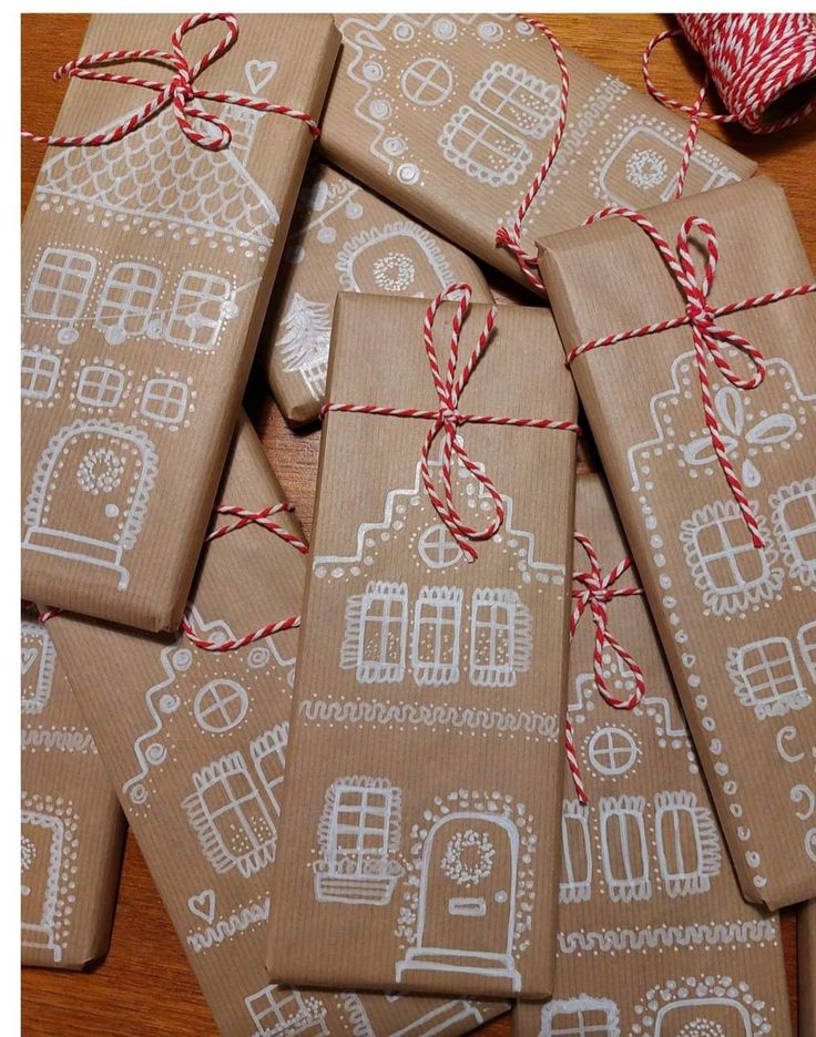 20+ Creative Christmas Gift Wrap Ideas 29