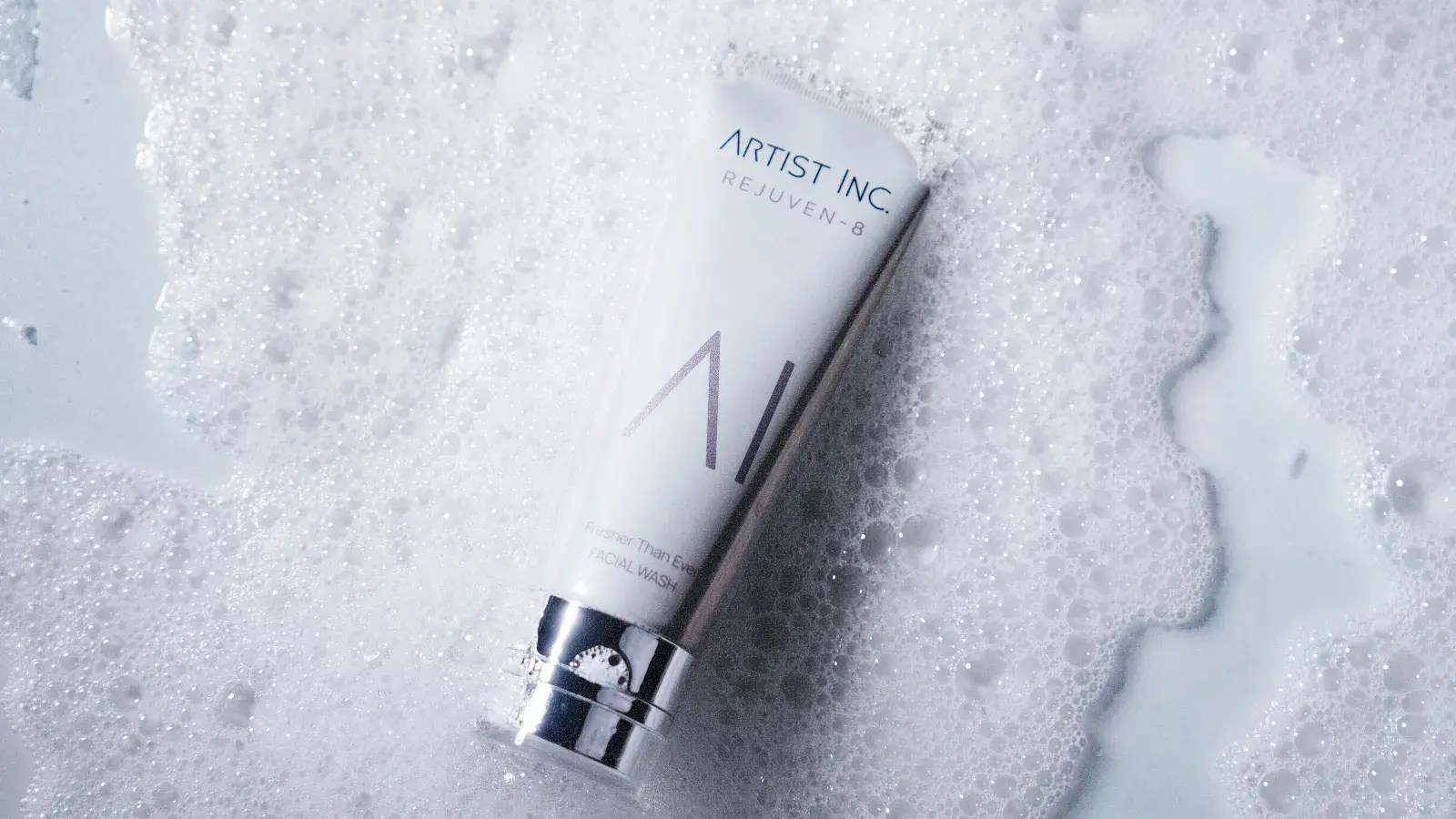 Skincare Cowok Kulit Berminyak: Kontrol Minyak, Jaga Kesehatan Kulit