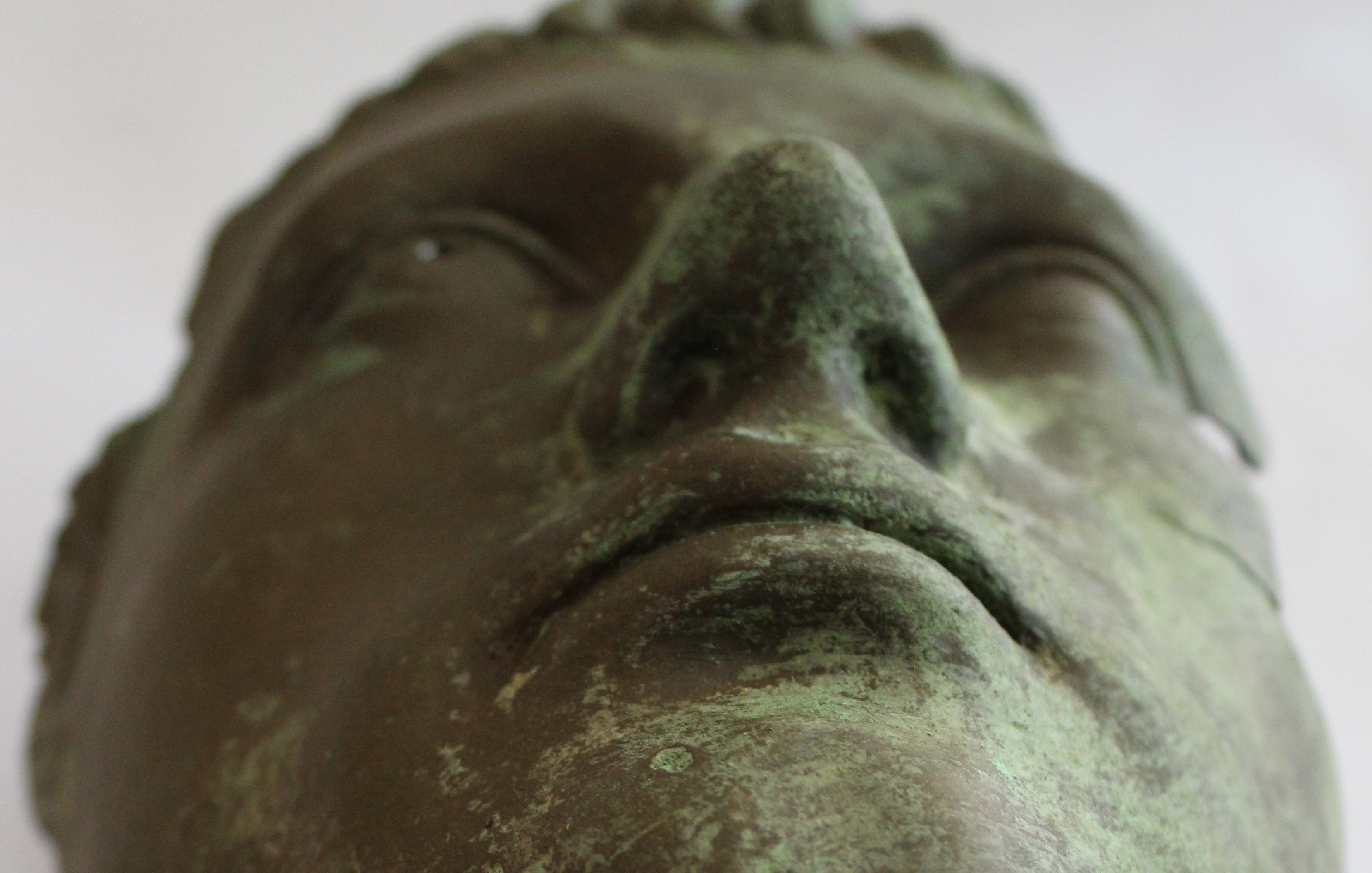 Augustus. (Artifitial bronze) 25 x 20 cm.