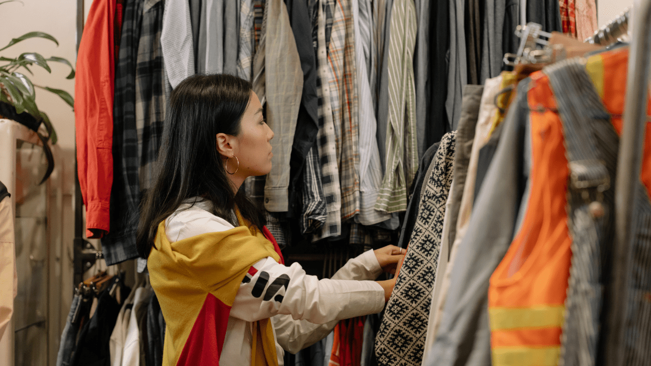24 legit consignment shops to make extra money: sell clothes & furniture