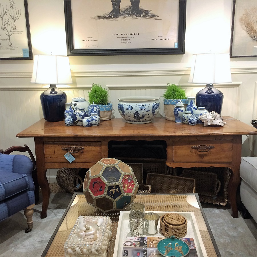 Home decor shopping; rooms & gardens