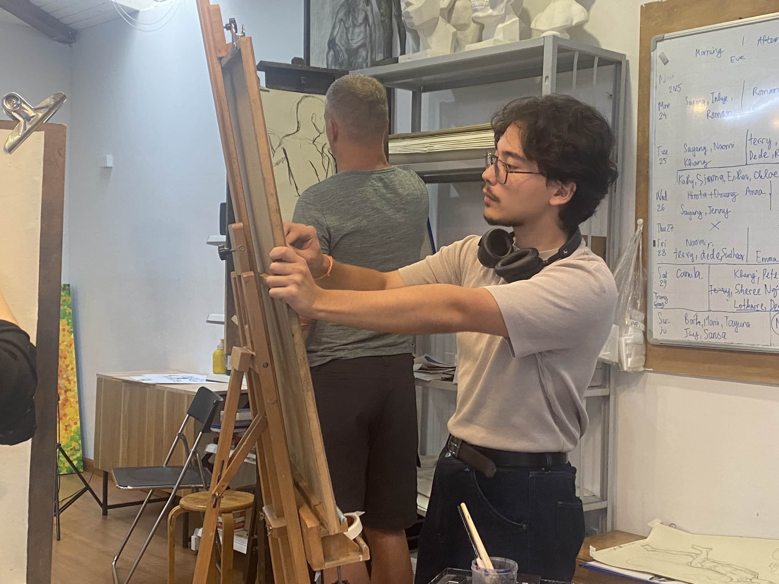 Your First Life Drawing as a Beginner: What to Expect in a Session
