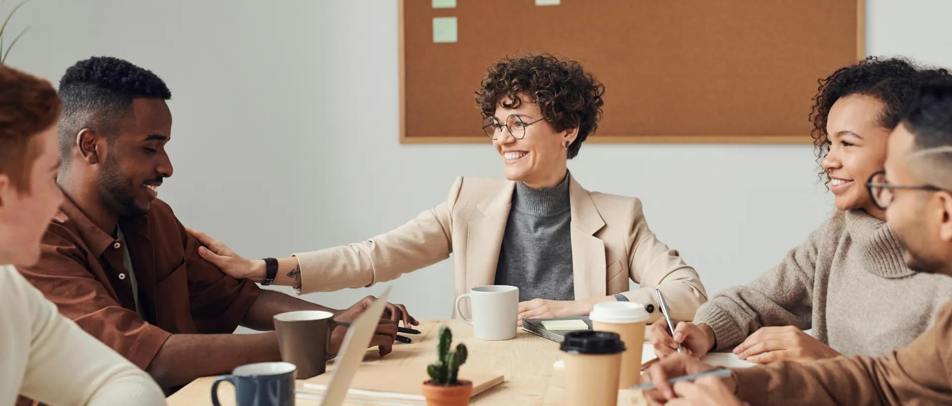 ArtVH Digital Agency ready to enhance your brand!