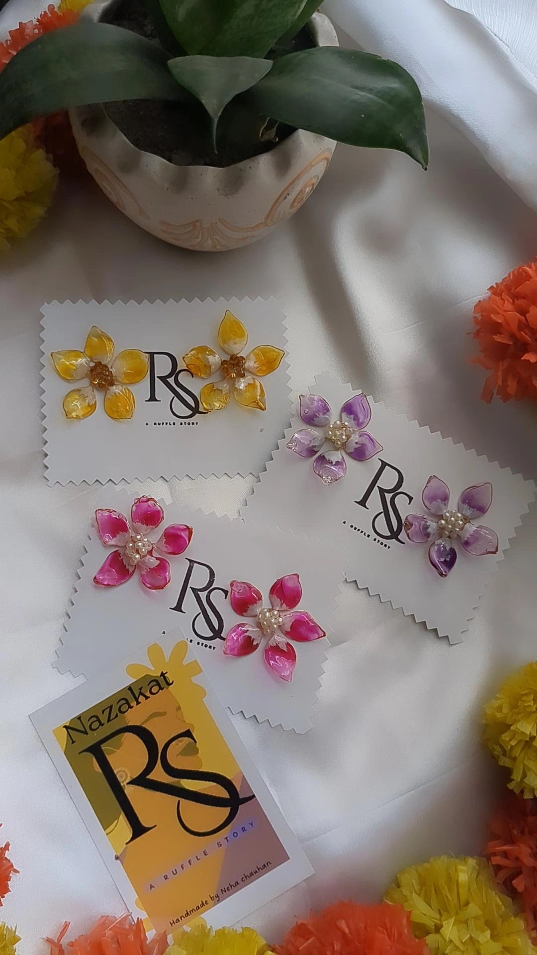 Lily resin studs