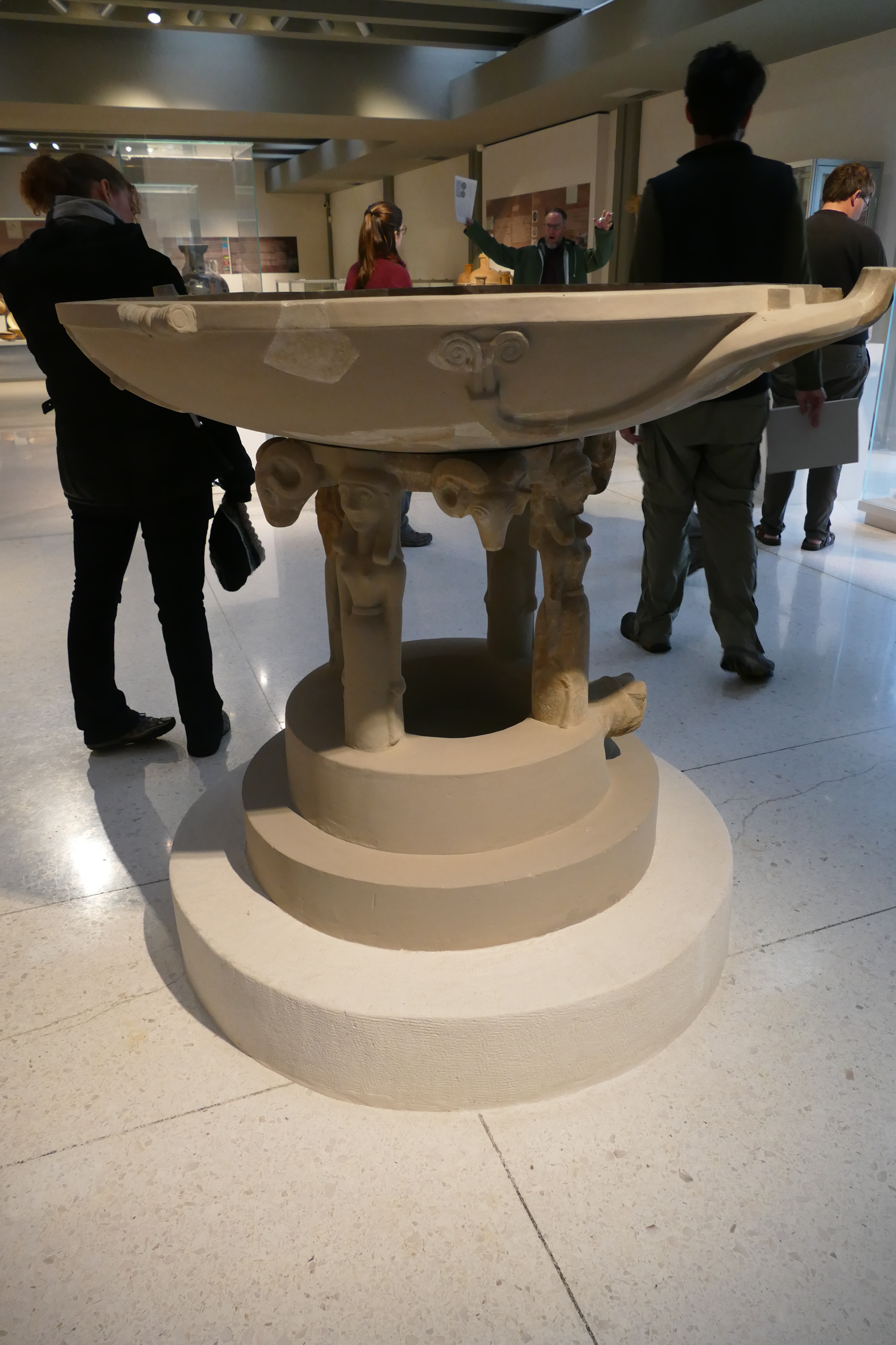 Perirrhanterion (Isthmia Museum)