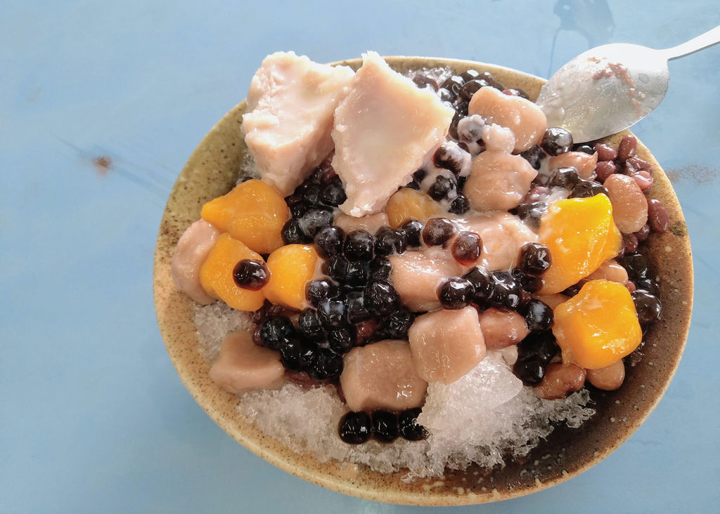 台中大坑美食【老芋仔芋圓】綜合芋圓，料多實在又美味