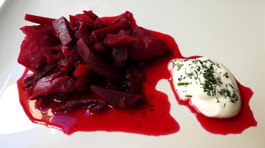 Verduras del borsch con crema agria