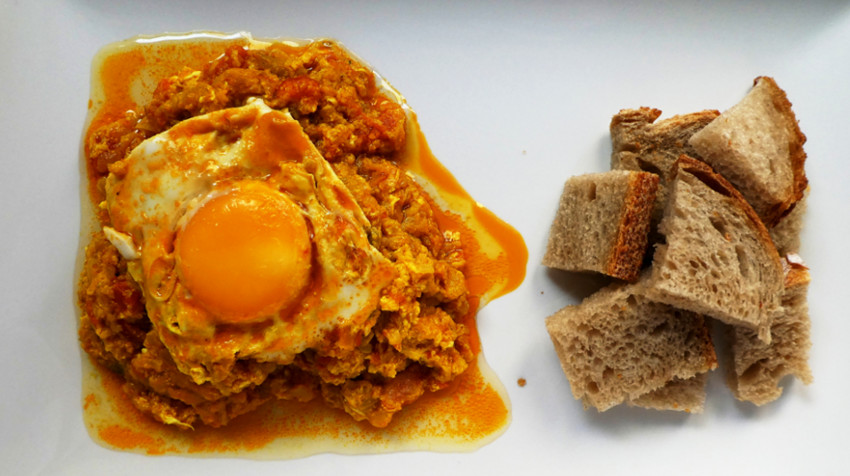receta mirza ghasemi - berenjena
