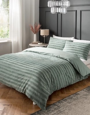 Sustainable bedding work from home office. green luxury tufted 100 cotton duvet set