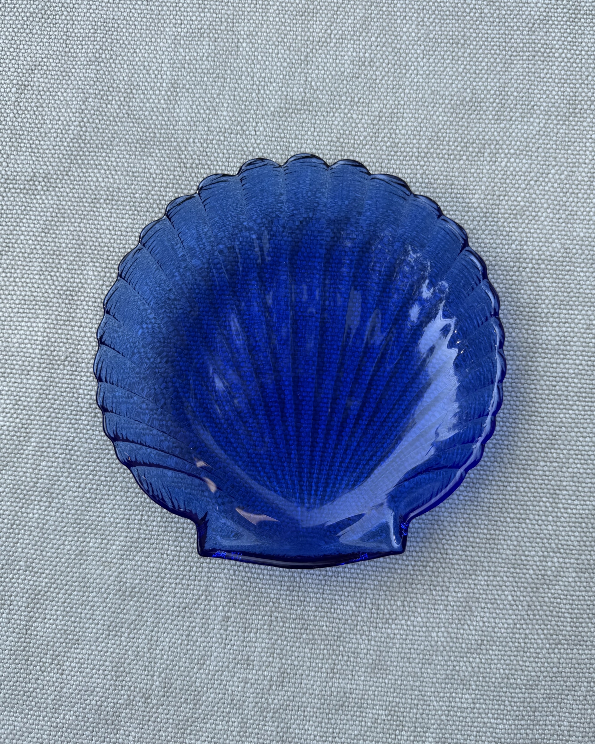 Arcoroc France Coquillage Cobalt Blue Clam Shell Plates Set of 6