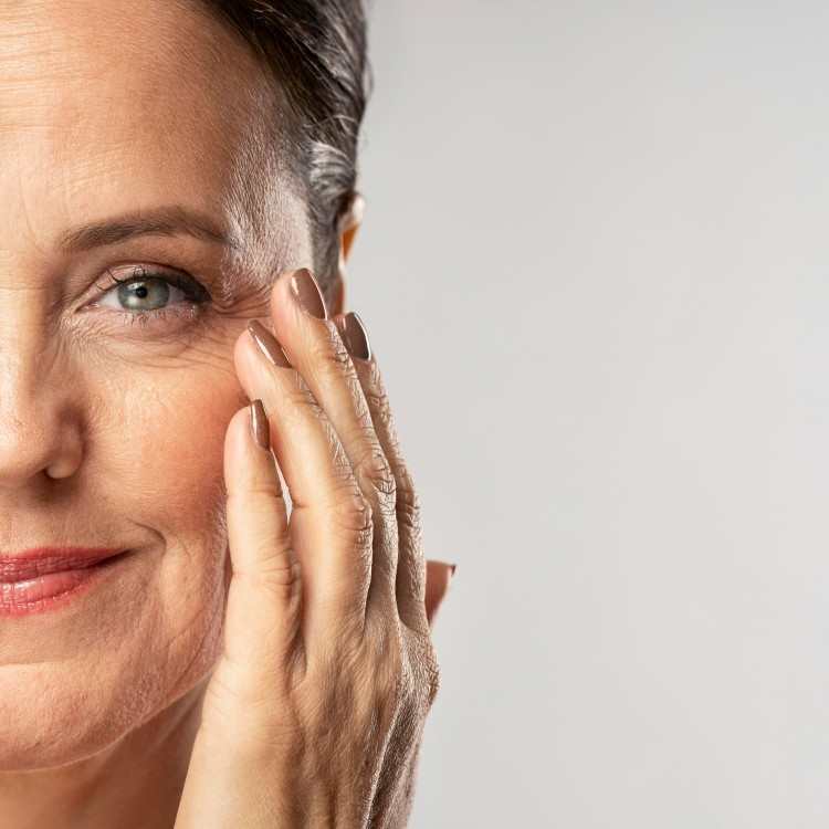 7 Everyday Habits That Secretly Speed Up Aging (And How to Reverse Them Fast)