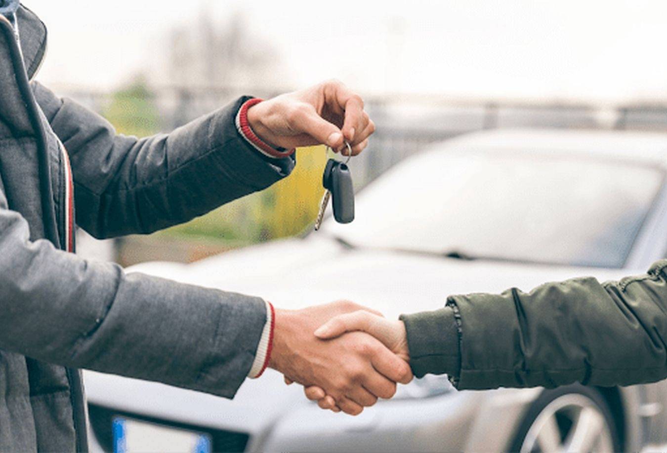 How to Buy a Car the Smart Way — And Avoid Scams That Cost You Thousands