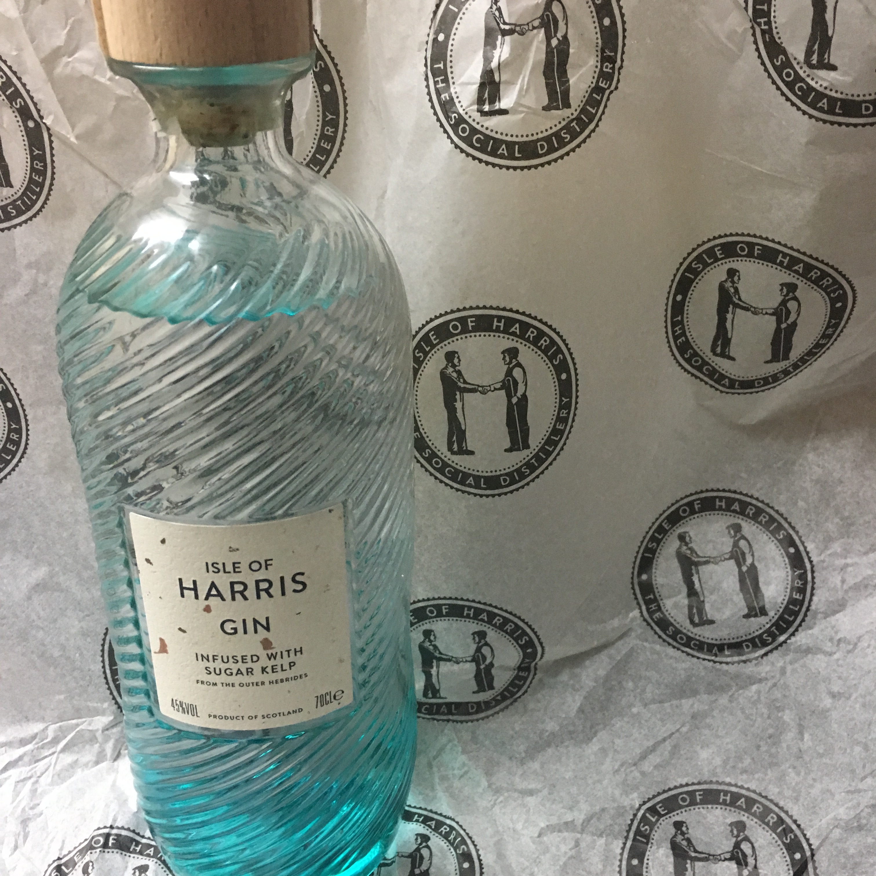 Harris Gin Bottle & Packaging