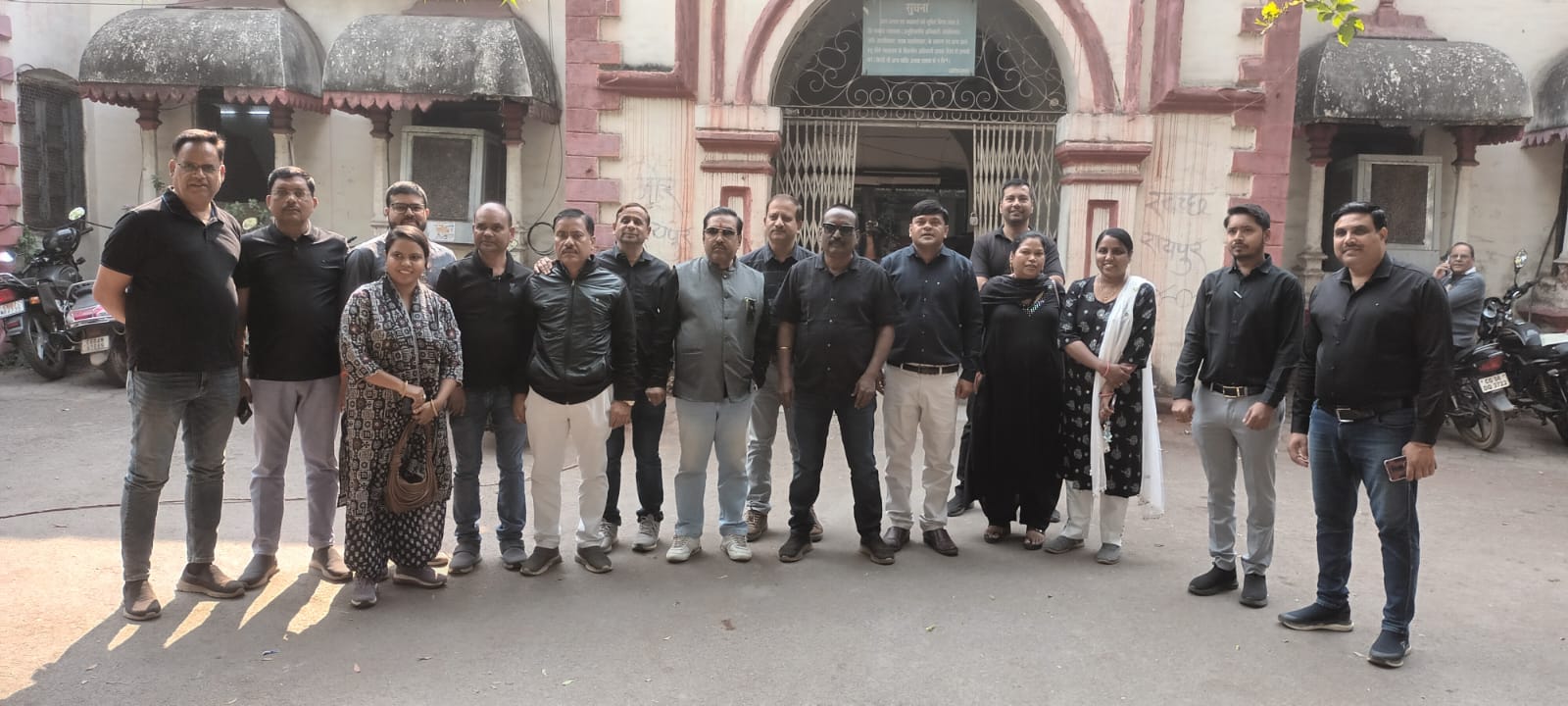 पटवारी हड़ताल: आम लोग और किसान परेशान