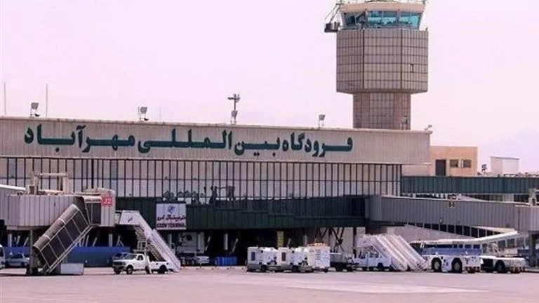 هجوم إسرائيلي يستهدف مطار مهرآباد ومواقع رسمية وصاروخية في إيران هجوم إسرائيلي يستهدف مطار مهرآباد ومواقع رسمية وصاروخية في إيران