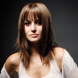 Point Cut- Short or Long Layered Cut - AskMags.com