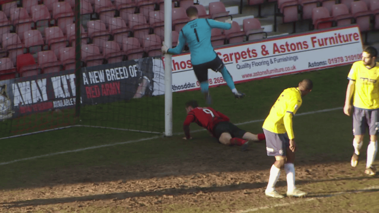louis_moult_torquay_2
