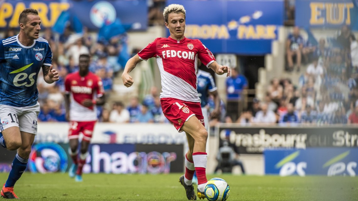 Golovin: « J’aimerais qu’il y ait plus de joueurs russes » Golovin: « J’aimerais qu’il y ait plus de joueurs russes »