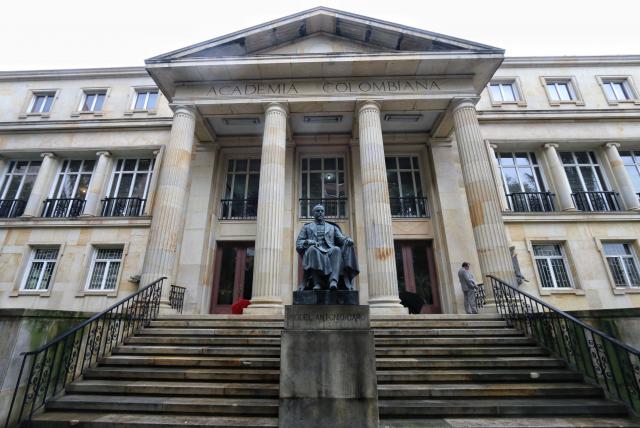 UN PASEO POR LA ACADEMIA COLOMBIANA DE LA LENGUA