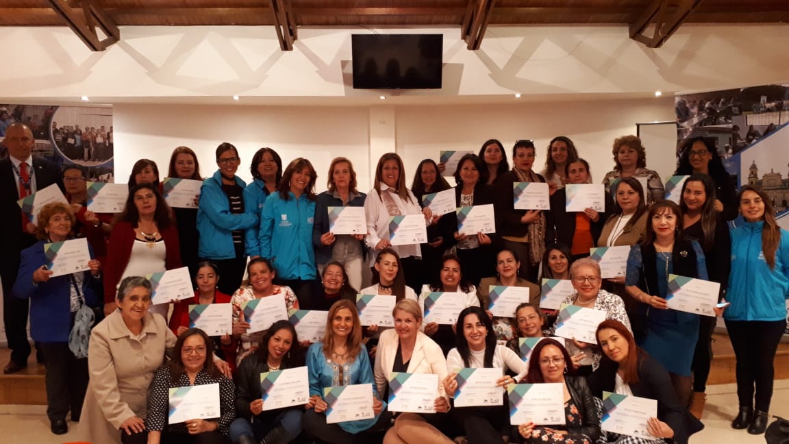MUJERES COMUNALES SE CERTIFICAN EN LIDERAZGO Y EMPODERAMIENTO POLÍTICO