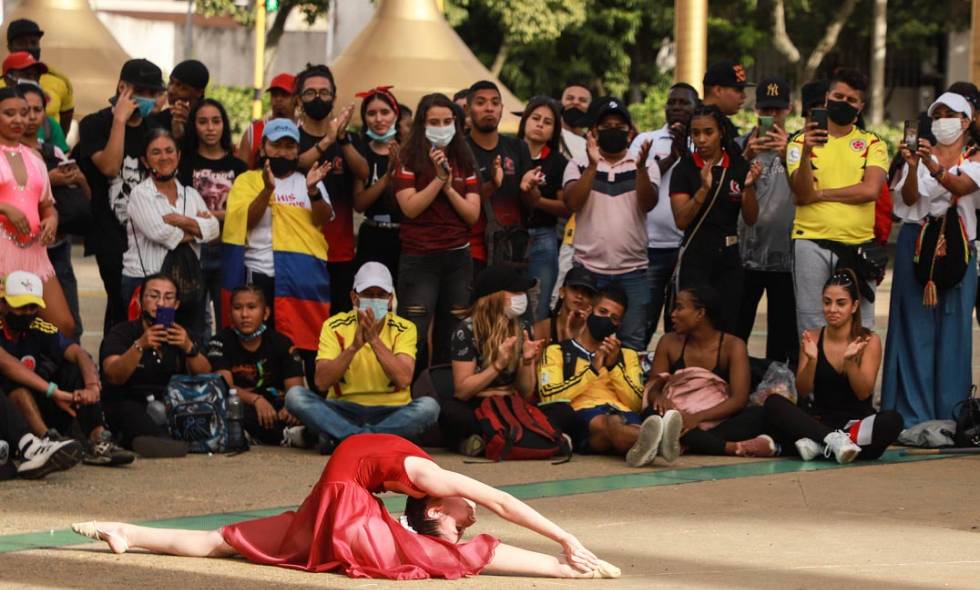 ¿Cómo negociar el levantamiento del paro?, crónica de un episodio inédito en Colombia.