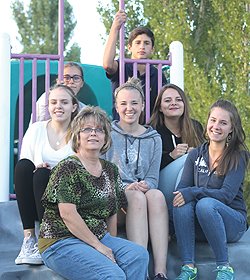 Top: Guzman Aguado, Lea Rodrigues, Pauline Herzog, Lili-Zoe Peetz, Helena Celis, Laure Anne Bya and Adele Justice.