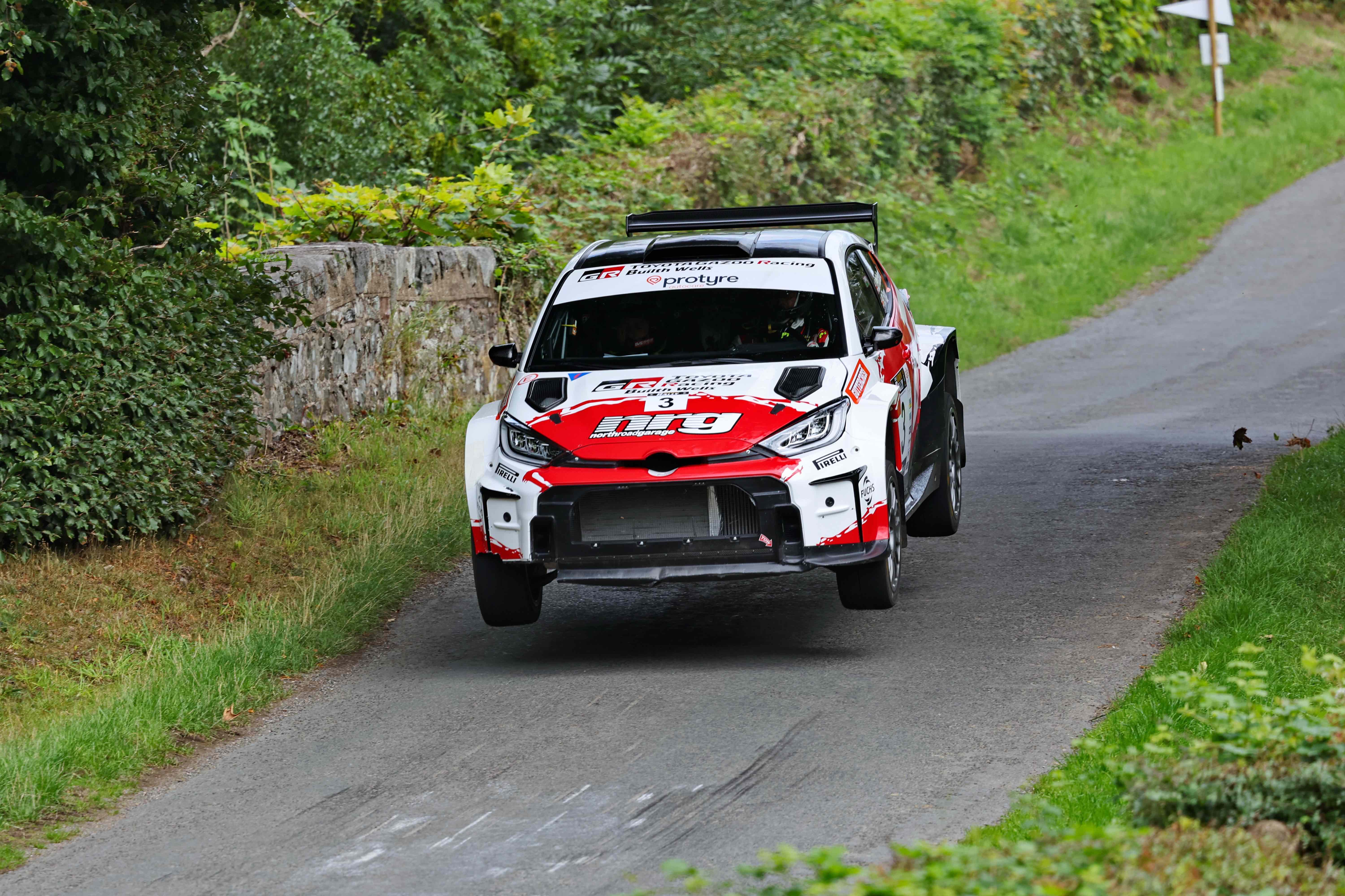 Jason Pritchard scores Protyre Asphalt max points hat-trick, while Brad Cole takes series lead on Down Rally
