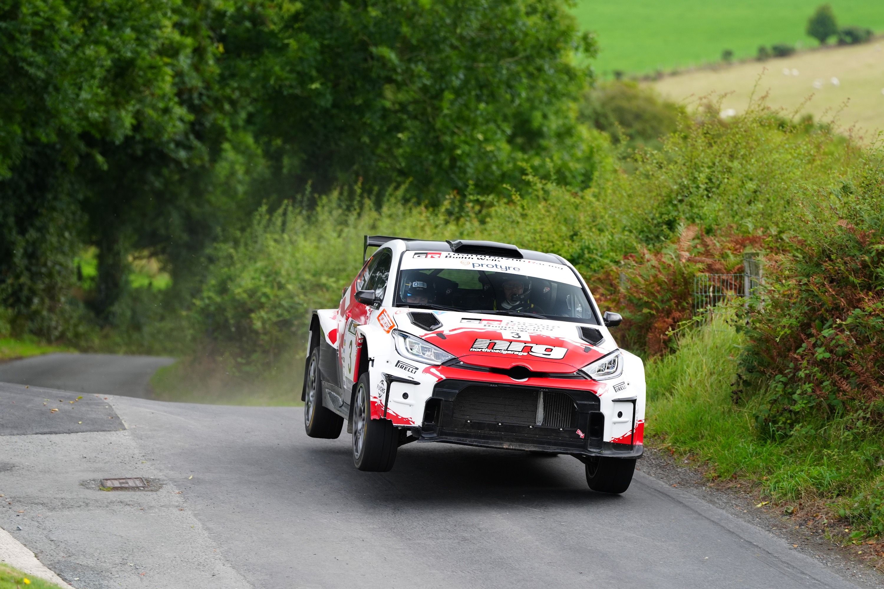 BREAKING NEWS: Jason Pritchard scores maximum Protyre Asphalt points on the Down Rally