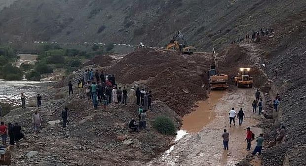 ماعندهوش الكبدة على الشعب.. حكومة بـ40 وزيراً ولا واحداً منهم زار مكان فاجعة “ايجوكاك” بمنطقة الحوز ولا تعزية رسمية لأسر ضحايا الحادث