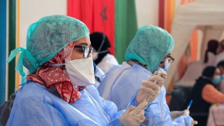 البيضاء.. فتح مراكز التلقيح استثنائيا يومي السبت والأحد في وجه التلاميذ