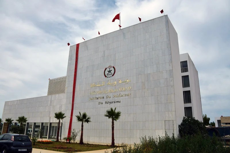 إقصاء بالشروط وتجميد للآمال.. شباب المغرب يصرخ ضد تسقيف السن في التوظيف العمومي