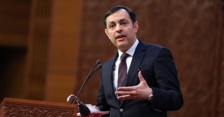 السكوري يعيد الصابري إلى دائرته بعد إعفاء مثير وغموض يلف الخلافات القديمة