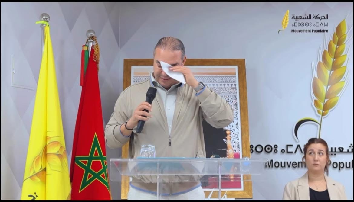 دموع أوزين… عرض مسرحي رخيص لا يدفئ أطفال الجبال