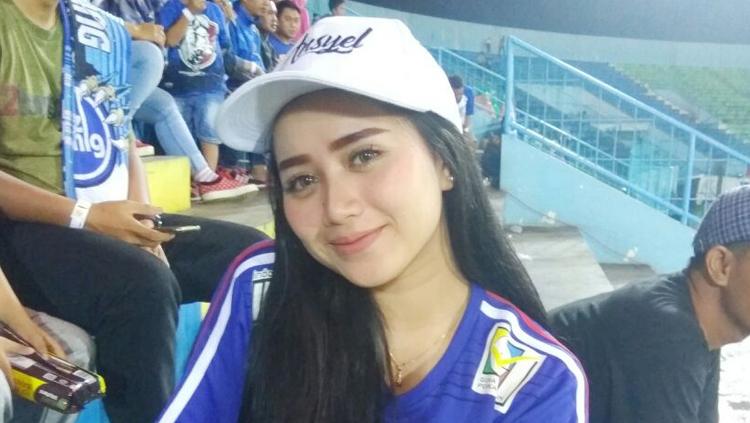 Unduh Gratis Gambar Dwi Indah Terbaru oleh www.lampunghits.com