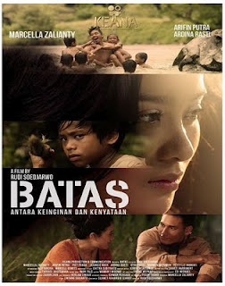 Lagi Ekplorasi Kalbar Di Film Tanah Surga Kompasiana Film Tanah Surga Katanya dimulai dengan kehidupan suatu keluarga yaitu Hasyim Fuad Idris salah seorang mantan sukarelawan Konfrontasi Indonesia Malaysia tahun 1965 yang tinggal bersama kedua cucunya Salman Osa Aji santoso dan Salina Tissa Biani.